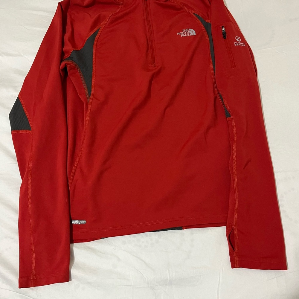 The North Face Vapor Wick Flight Series Men's Red Fleece Jacket Size Small